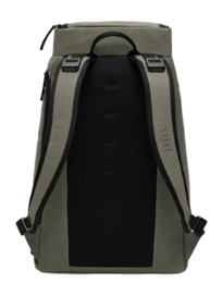 2---Hugger_Backpack_30L_Forest_Green_4