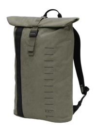 2---Essential_Backpack_12L_Forest_Green_Feature_Front