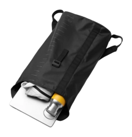 5---Essential_Backpack_12L_Forest_Green_7