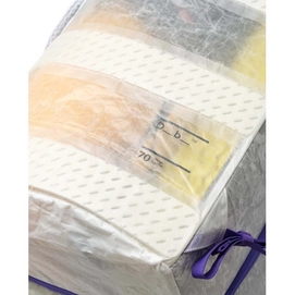 5---Weigh_Lighter_Split_Duffel_70L_10