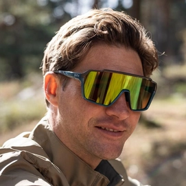6---shift-xl-mag-sunglasses_stoneMoss-cpGreenMirror_ls02