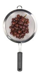 2---OXO-Fijnmazige-grote-zeef-_no-bg