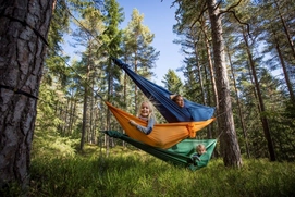 2---TICKET_TO_THE_MOON_LIGHTEST_HAMMOCK_LIFESTYLE_1_-_500px