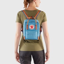 5----kanken_rainbow_mini_23621-508-907_c_model_fjr