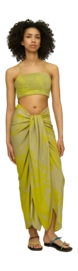 4---aHR0cHM6Ly9vYXMuY2VudHJhY2RuLm5ldC9jbGllbnQvZHluYW1pYy9pbWFnZXMvMTAwMF9hNTAzOGIwYjVkLWtyaXNweS1ub29uLWN5YW4tc2Fyb25nXzQ1MTAtMDJfZC1vcmlnaW5hbC5qcGc=-_no-bg