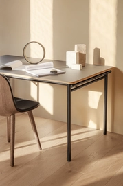 8---Eva Solo Taffel table_Abalone dining chair