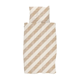 8---topshot-1-persoons_StrawStripes