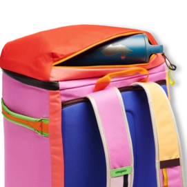 8---1200x1200png-HieloBackpackCoolerDelDia8_1100x