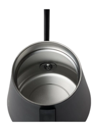 6---Pour_Over_Kettle_Black_Studio_0222_Screen__POK1SNOS002-_no-bg