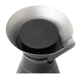 3---WebPDP-Carafe_Black_Studio_0722_45_Deg_Lid_On__CAR1SVOS002-_no-bg
