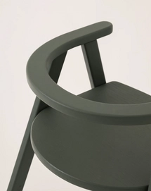 growing-green-kid-chair-colored-nobodinoz-4-8435574928740