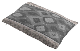 Sierkussen Madison Ikatin Grey 22
