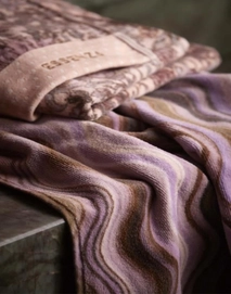 4---ophelia_towel_darling_pink_101359_518_lr_s2_p (1)
