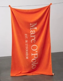 3---statement_bath_towel_flame_101480_652_lr_s1_p