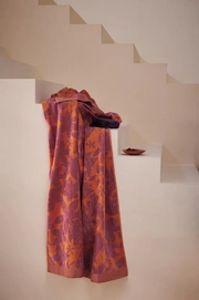 2---beachtowel_imara_violet_sfeer_01