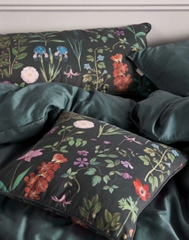 marigold_cushion_slate_grey_101838_662_lr_s1_p