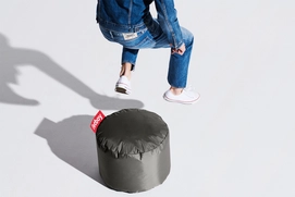 5---fatboy-point-original-pouf-dark-grey-1920x1280-masterpiece-03-102178