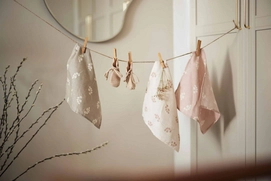 Jollein-Tiny-Twig-collectie-Olive-Green-en-Wild-Rose-bij-Grasonderjevoeten-6-scaled