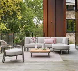4---AppleBee_2025_Maui_taupe_Lounge_Amb_HR_-660x600