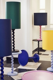 Sidetable-twister-darkblue_05_mood