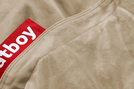 3---fatboy-original-slim-velvet-camel-1920x1280-closeup-04-104223