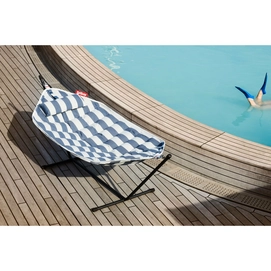 Fatboy-Headdemock-Superb-Hangematte-Inkl_-Gestell-Und-Kissen-Stripe-Ocean-Blue-Hangematten-Fatboy-104413-FAT-8719773036575-inwohn-4