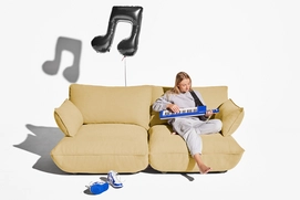 10---fatboy-sumo-sofa-medium-honey-1920x1280-masterpiece-03-105513