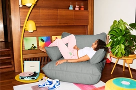 2---fatboy-sumo-sofa-loveseat-mousegrey-1920x1280-ambiance-02-105523