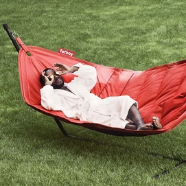 Fatboy-Hammock-Superb-with-black-frame_-red-Fatboy-1692434369995_1800x1800