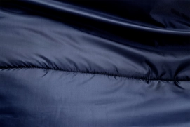 3---fatboy-original-puffer-dark-blue-1920x1280-closeup-05-105936