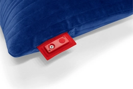 3---fatboy-hotspot-lungo-line-velvet-flash-blue-1920x1280-closeup-05-106256