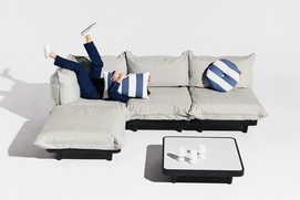 8---fatboy-paletti-hocker-outfit-mist-1920x1280-masterpiece-03-106398