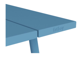 7---fatboy-fred's-table-wave-blue-1920x1280-closeup-04-106475