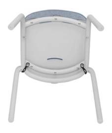 3---fatboy-freds-chair-pillow-storm-blue-1920x1280-closeup-05-106855
