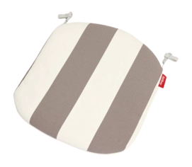 3---fatboy-freds-chair-pillow-stripe-cacao-1920x1280-packshot-01-106865