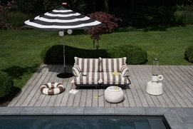 3---fatboy-paletti-set-medium-right-stripe-cacao-incl.-table-1920x1280-ambiance-02-106885