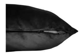 3---fatboy-recycled-king-pillow-velvet-black-1920x1280-closeup-06-107077