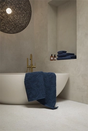 Dodo Pavone Towel_Indigo_UV_UV_30x50_0