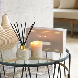 4---ted-sparks-candle-diffuser-gift-set-tonka-pepper (3)