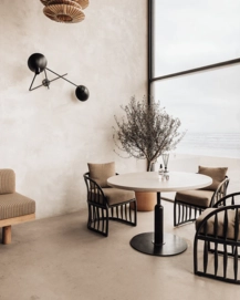 3---8720701162341RoomSprayVoyageVetiver250mlmoodshot3768x960-min