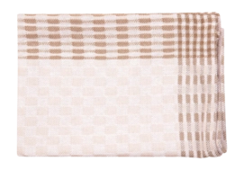 52.031.244_03-_no-bg