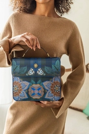 7---at_pip_bags_fw24_amaka_1806_lr