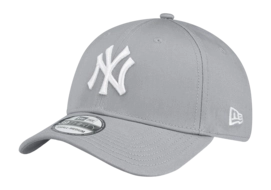 Cap New Era League Essential 39THIRTY New York Yankees Grey White - M/L 25