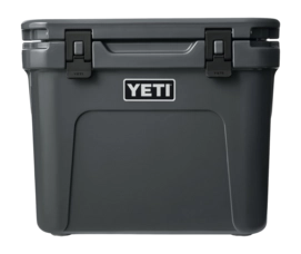 site_studio_hard_goods_Roadie_32_Charcoal_Front_4127_Primary_B_2400x2400_ca23db89-00f0-4ea2-af8e-7ab7f0eaf175-_no-bg