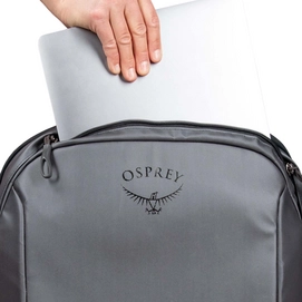 9---Rolling Transporter Carry-On_Padded laptop and tablet sleeve with direct zip access
