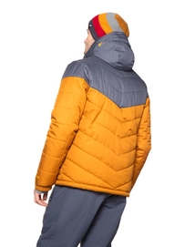 9710392_202_model_back-half_01