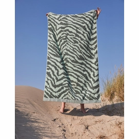Belen_Beach_towel_Laurel_green_401608_204_486_LR_S1_P_2