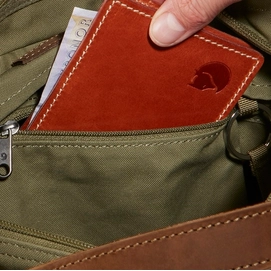 F24202_SS19_srrb_totepack_no1_small_fjaellraeven_21
