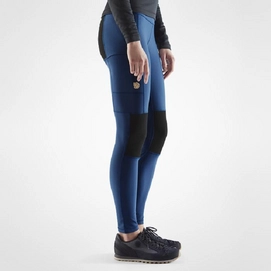 F89586_SS19_srrb_abisko_trekking_tights_w_fjaellraeven_21