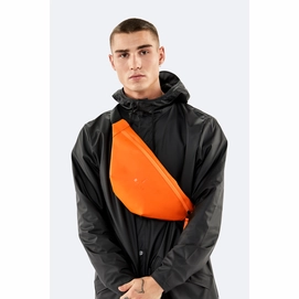 Model-Grey-SS19-Ecom9359-1-1